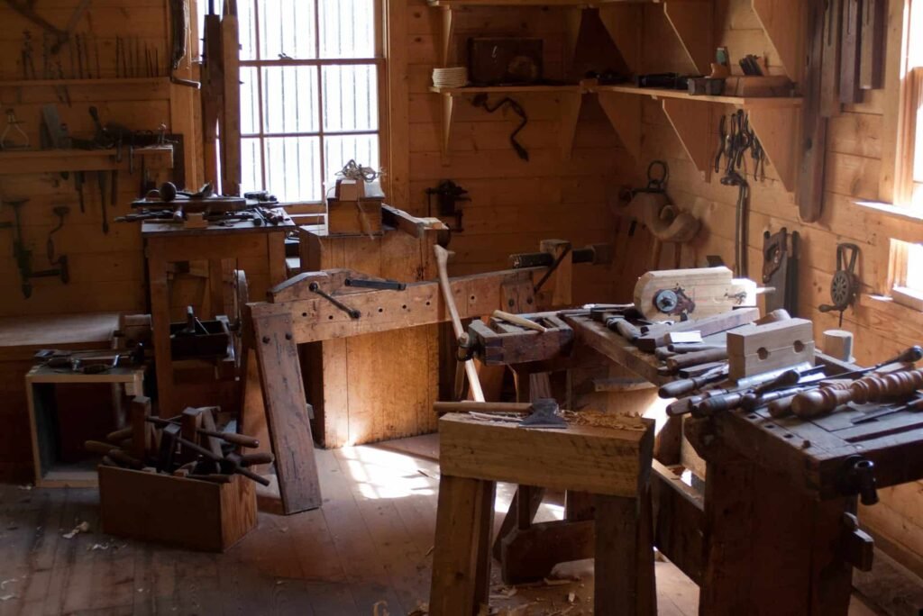 What does apprenticeship mean? Adam Patterson V13x0qU4afA Unsplash 1024x684